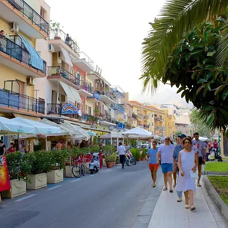 Savoca Apartment Giardini Naxos Exterior photo